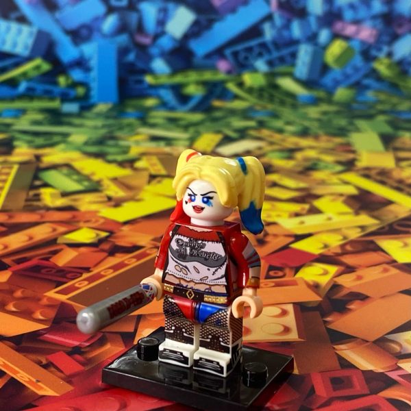Harley Quinn Minifigure | Superhero Batman - Image 2