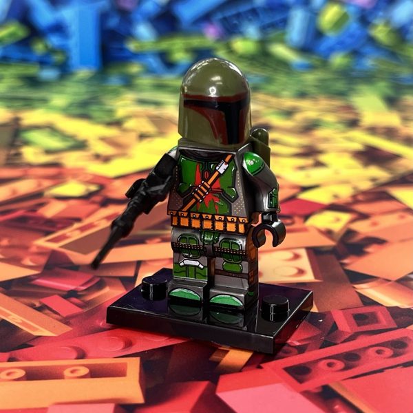 Green Mandalorian Minifigure | Star Wars - Image 2