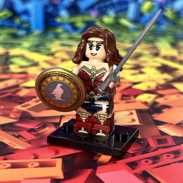 Wonder Woman Minifigure | Superhero - Image 2