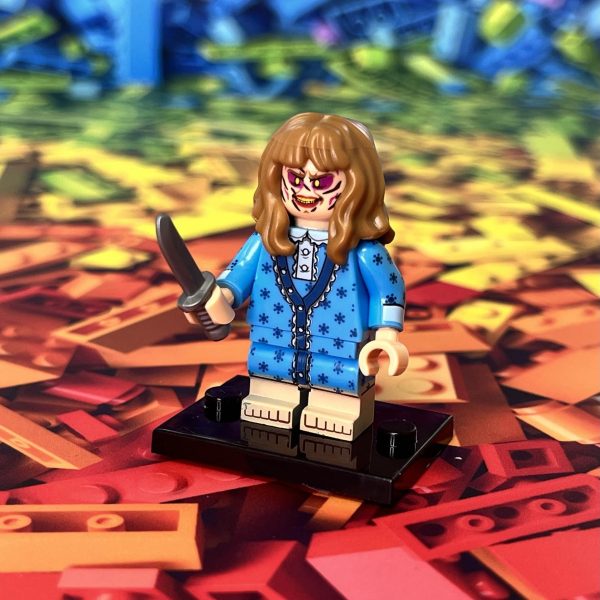 Regan MacNeil Minifigure | Movie Horror Exorcist - Image 2