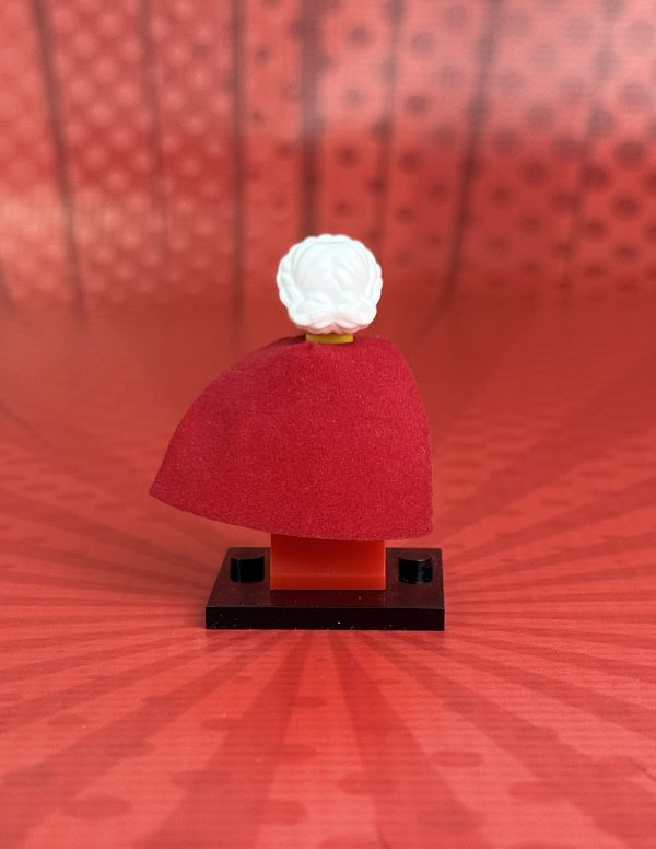 Mrs. Claus Minifigure | Celeb - Image 2