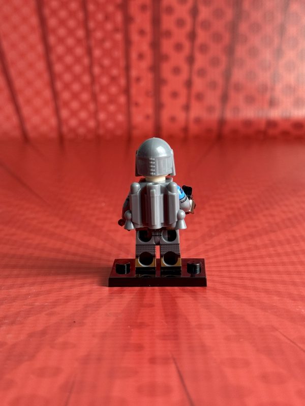 Blue Mandalorian Minifigure | Star Wars - Image 2