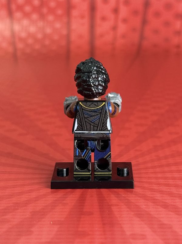 Shuri (v2) Minifigure | Superhero Black Panther - Image 2