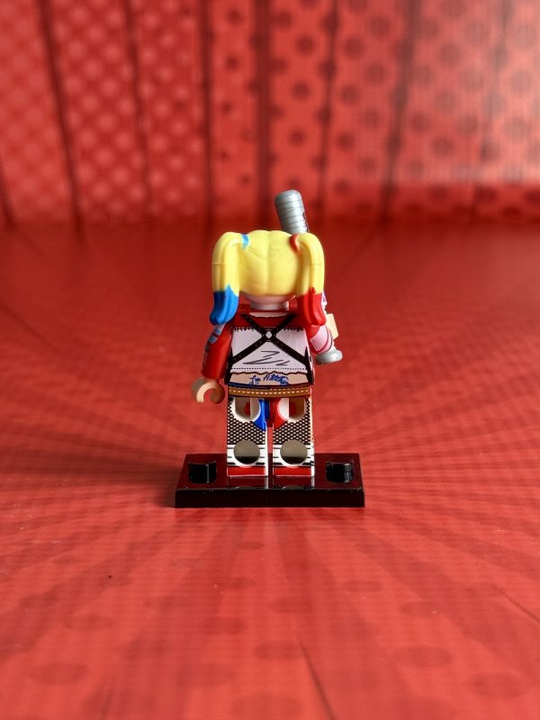 Harley Quinn Minifigure | Superhero Batman - Image 2