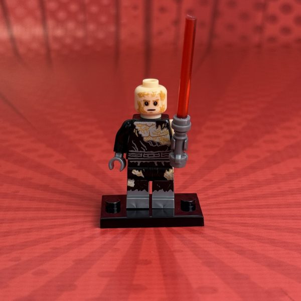 Darth Vader (Battle Damaged) Minifigure | Star Wars