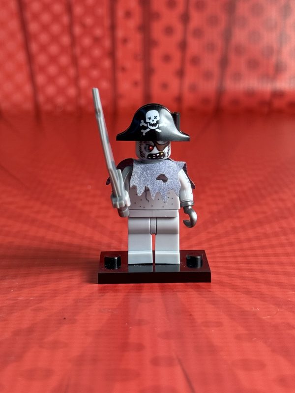 Ghost Captain Minifigure | Movie Pirates