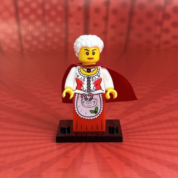 Mrs. Claus Minifigure | Celeb