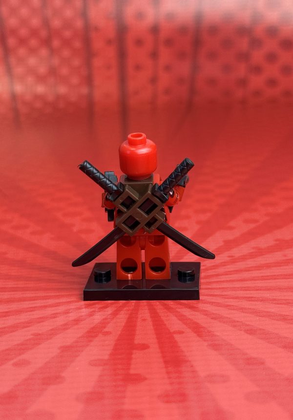 Deadpool Minifigure | Superhero - Image 2