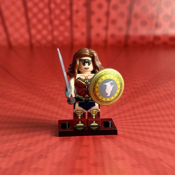 Wonder Woman Minifigure | Superhero