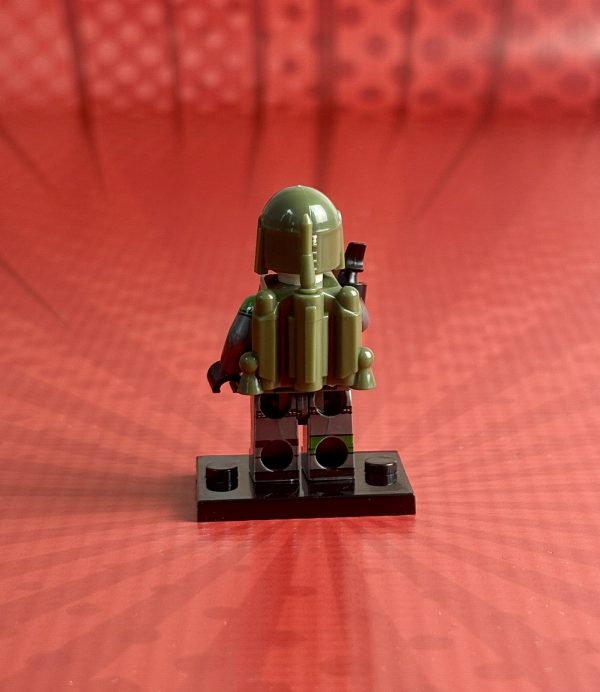 Green Mandalorian Minifigure | Star Wars - Image 2