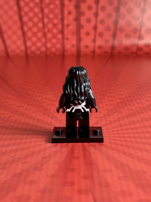 Silk Minifigure | Superhero Spiderman - Image 2