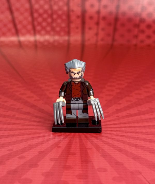 Logan (Old) Minifigure | Superhero X-Men