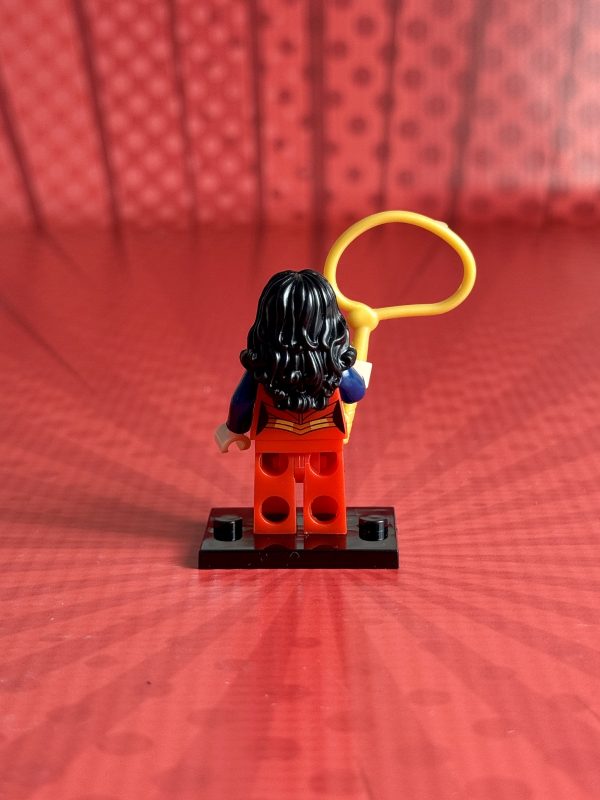 Wonder Woman Minifigure | Superhero Wonder Woman - Image 2