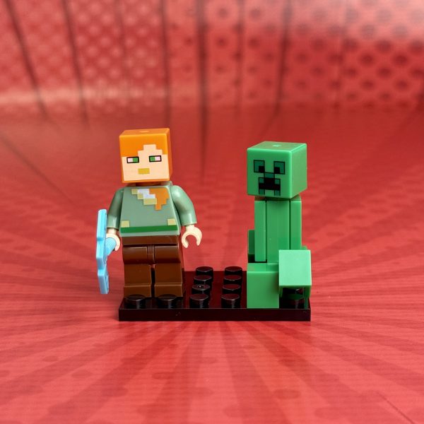 Alex and Creeper Minifigure | Videogame Minecraft