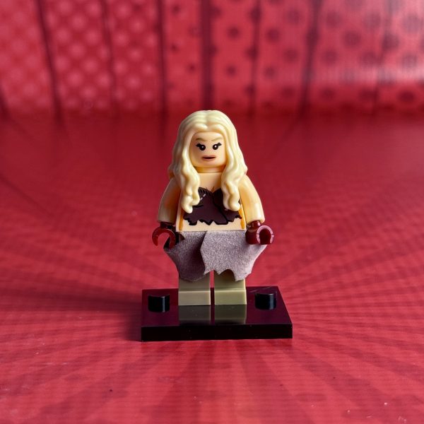 Daenerys Targaryen Minifigure | TV Game of Thrones