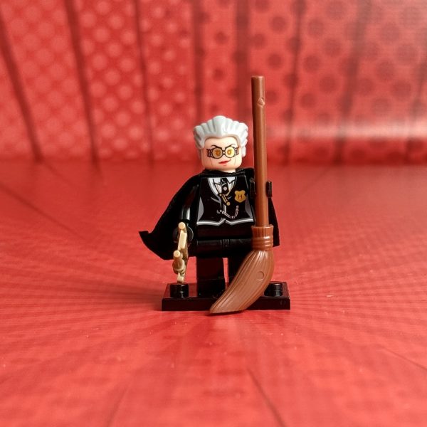Madam Rolanda Hooch Minifigure | Harry Potter
